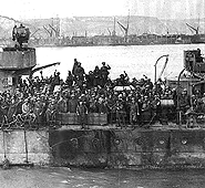 190 evacuated troops landing in Dover