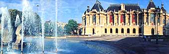 Palais de Beaux-Arts in Place Republique