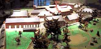 Trelon Glass Museum: model of the glassworks